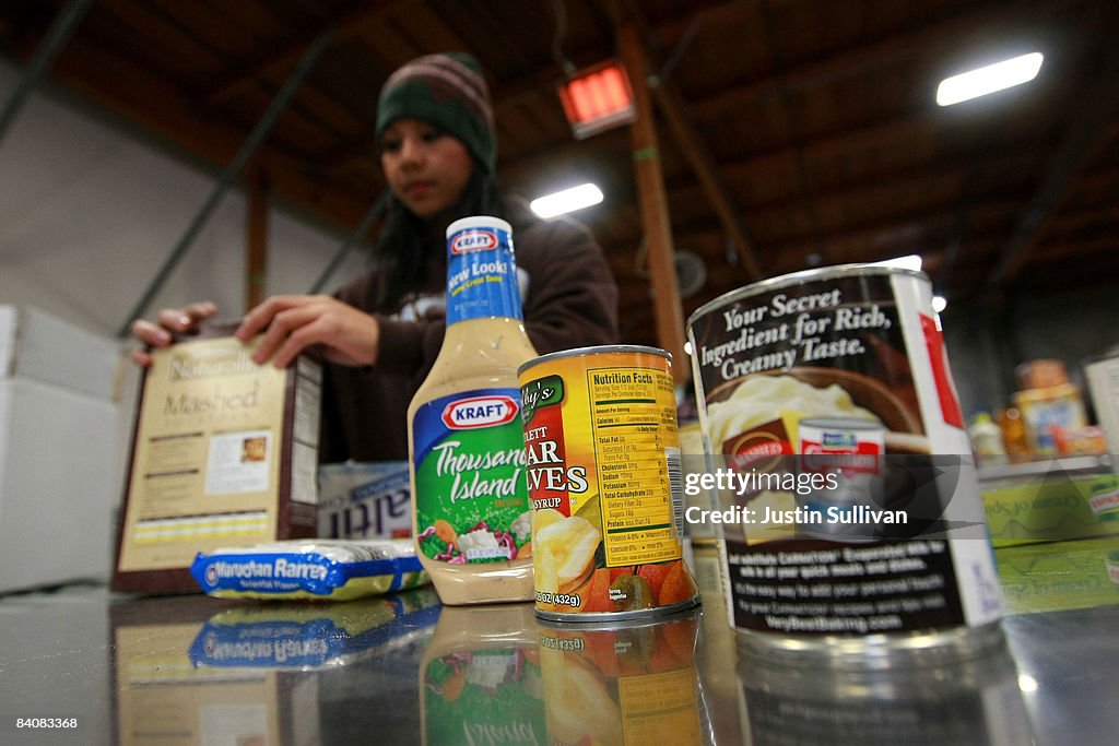 Food Banks Around The Country Continue To See Increase In Demand For Goods