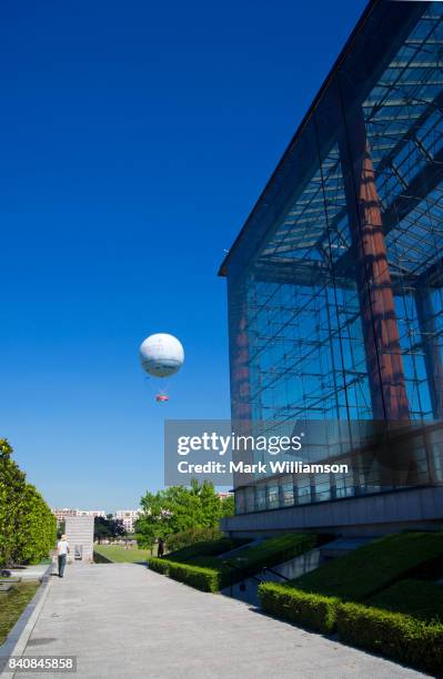 parc andre-citroen - parc andre citroen stock pictures, royalty-free photos & images