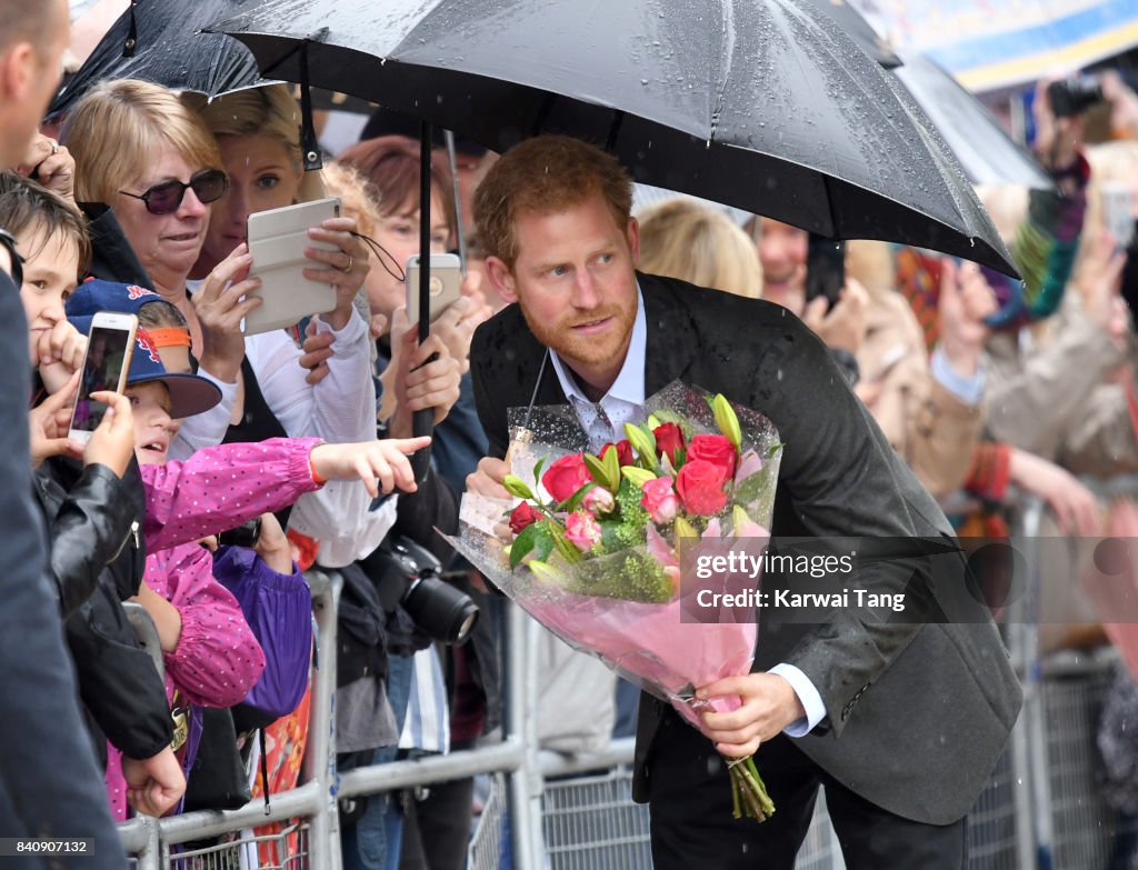 The Duke And Duchess Of Cambridge And Prince Harry Visit The White Garden In Kensington Palace