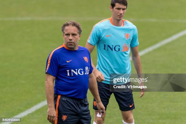 Coach Art Langeler of Netherlands U21 during the training session of Netherlads U21 at the KNVB training centre on August 30, 2017 in Zeist, The...