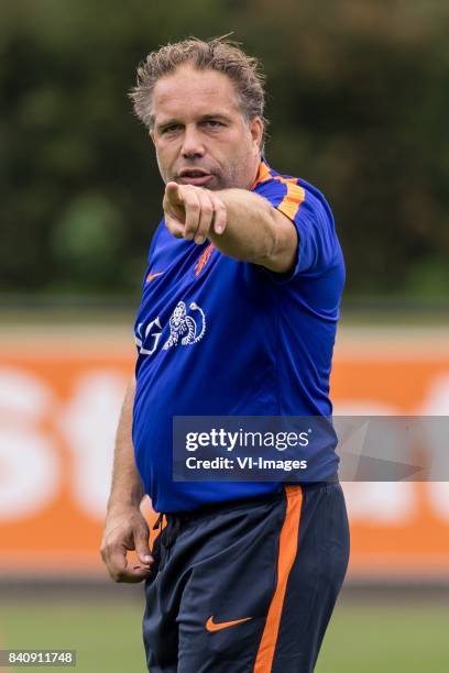 Coach Art Langeler of Netherlands U21 during the training session of Netherlads U21 at the KNVB training centre on August 30, 2017 in Zeist, The...