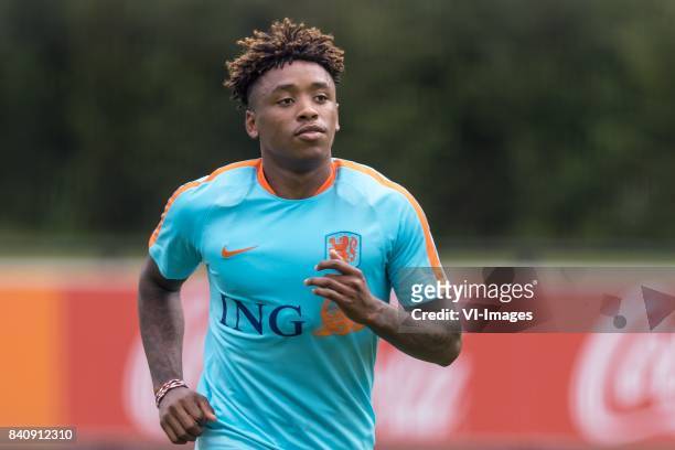 Steven Bergwijn of Netherlands U21 during the training session of Netherlads U21 at the KNVB training centre on August 30, 2017 in Zeist, The...