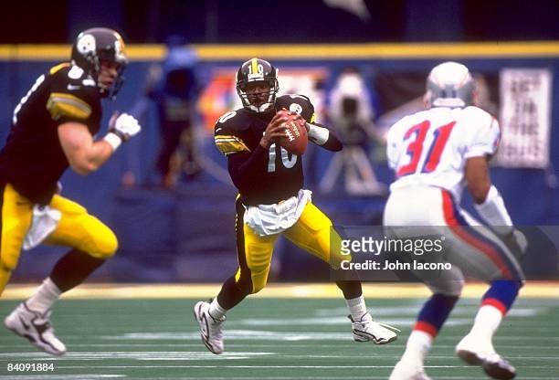 Playoffs: Pittsburgh Steelers QB Kordell Stewart in action vs New England Patriots. Pittsburgh, PA 1/3/1998 CREDIT: John Iacono