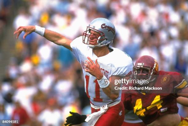 Washington State QB Drew Bledsoe in action, making pass vs USC. Los Angeles, CA CREDIT: Richard Mackson