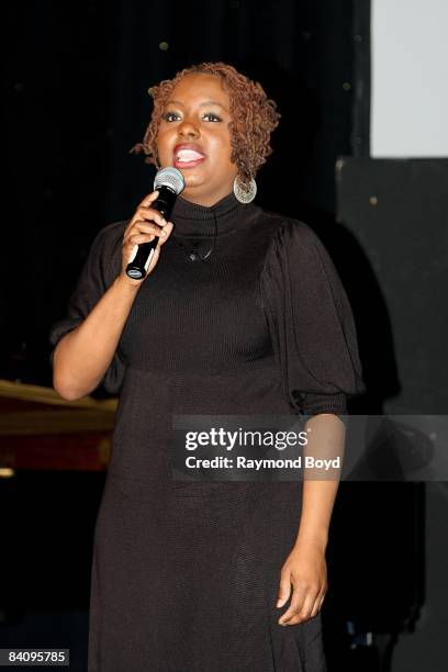 Singer Ledisi performs during "The Experience With Ledisi" at the DuSable Museum in Chicago, Illinois on December 16, 2008.