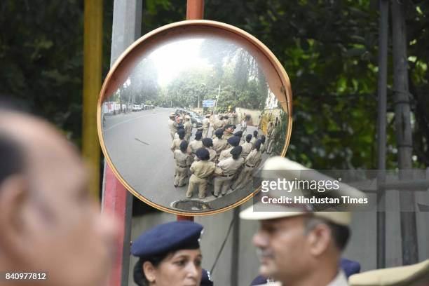 Police alert at lieutenant governor’s house during the AAP MLAs meeting in LG House on August 30, 2017 in New Delhi, India. In another big...