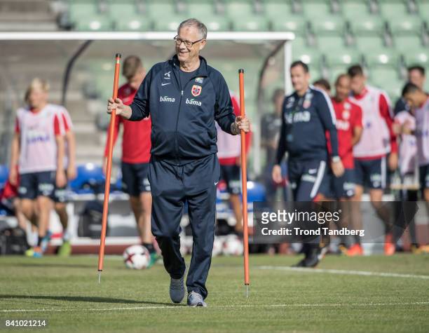 Lars Lagerback of Norway during the FIFA 2018 World Cup Qualifier training between Norway and Aserbajdsjan at Bislett Stadion on August 30, 2017 in...
