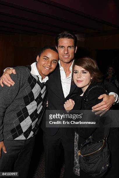 Connor Cruise, Tom Cruise and Isabella Cruise at United Artists Pictures and MGM premiere of 'Valkyrie' on December 18, 2008 at the Directors Guild...