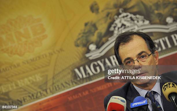 Chairman of the Hungarian Central Bank Andras Simor talks to the media on December 22, 2008. The Hungarian central bank cut its key interest rate by...