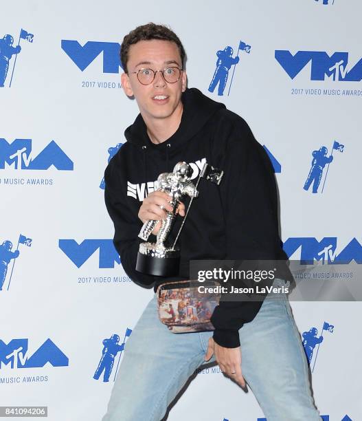 Silas Rapper Logic Logic Vmas Photos and Premium High Res Pictures - Getty Images