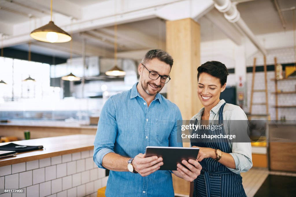 Ein Café mit einem intelligenten Managementsystem ausgeführt