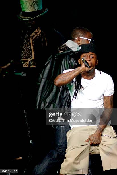 Pain and Lil' Wayne perform in support of his Tha Carter III release at the ORACLE Arena on December 23, 2008 in Oakland, California.