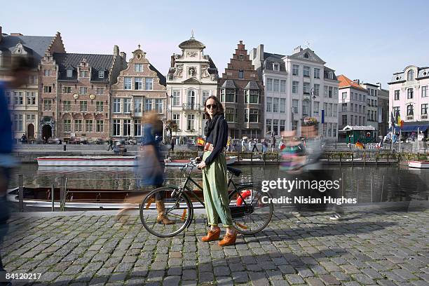 city bike ride - gent belgien stock-fotos und bilder