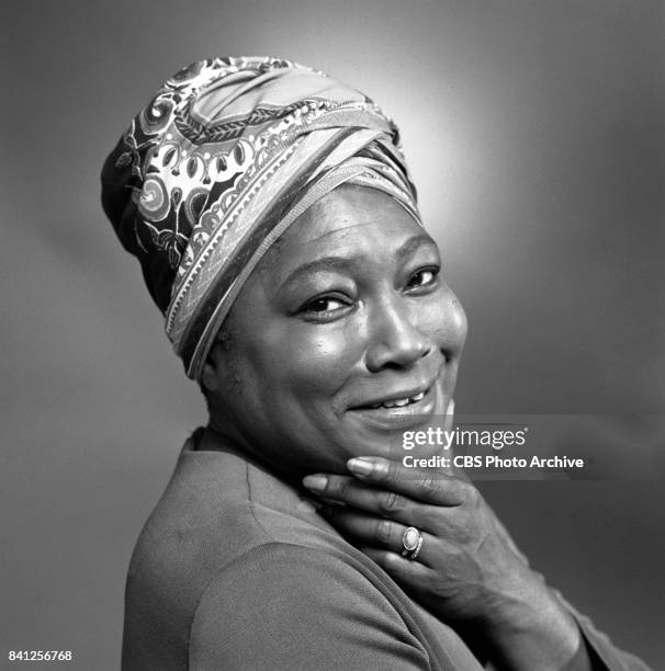 Esther Rolle Photos and Premium High Res Pictures - Getty Images