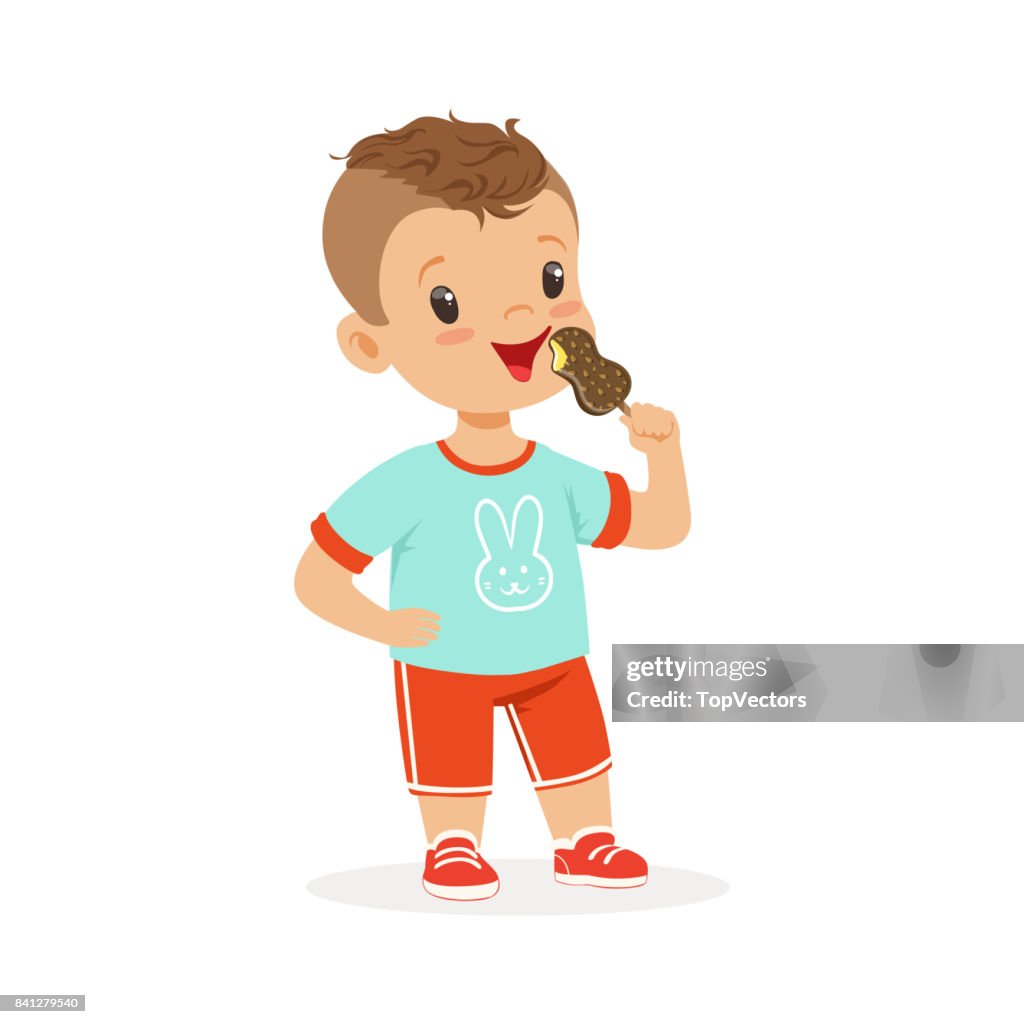 Lindo Personaje Niño Comiendo Helado Vector De Dibujos Animados Ilustración  Ilustración de stock - Getty Images