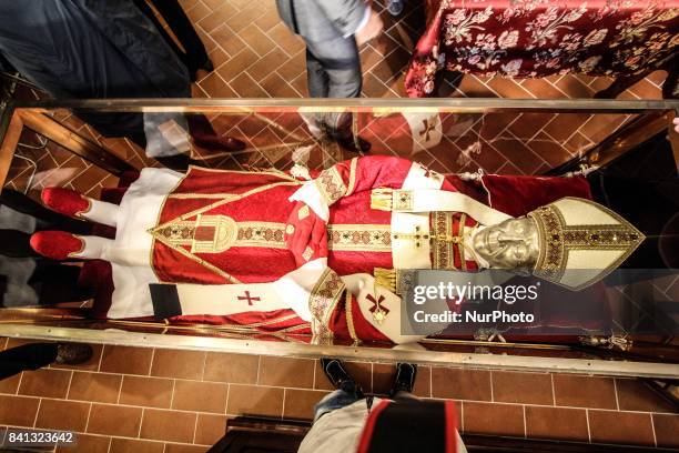 Pope With Mask Pope Mask Photos and Premium High Res Pictures - Getty Images