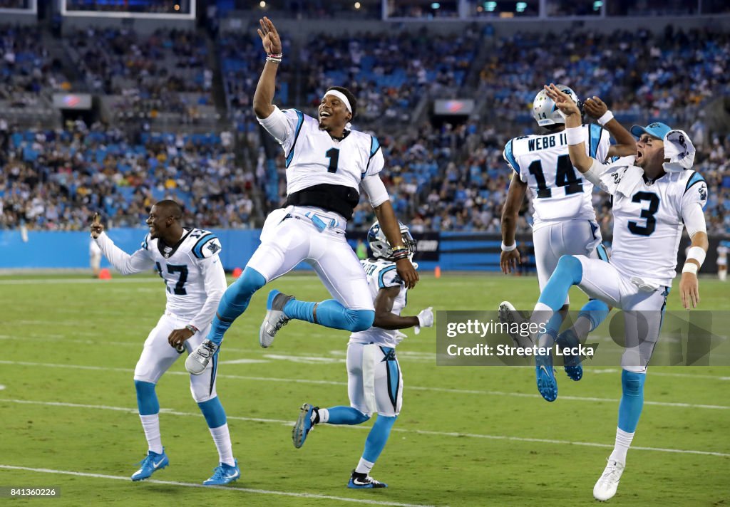 Pittsburgh Steelers v Carolina Panthers