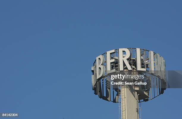 Sign reading "Berliner Verlag" spins on the headquarters of publisher Berliner Verlag, which owns the two daily newspapers "Berliner Zeitung" and...