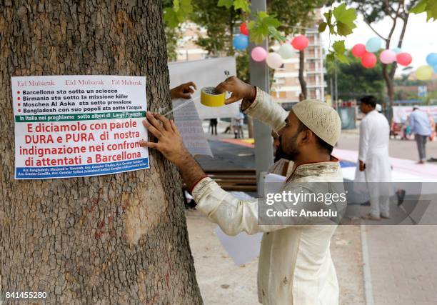 Muslims attach signs in memory of victims of the terrorist attack of Barcelona, floods in Bangladesh, persecutions against Muslims in Myanmar and...