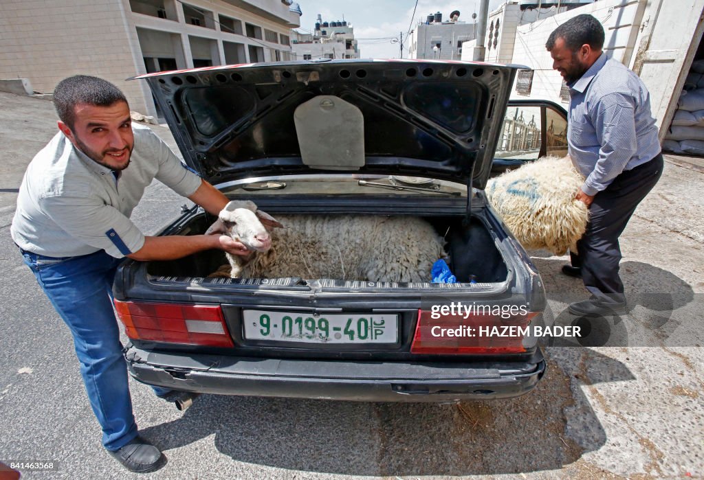 PALESTINIAN-RELIGION-ISLAM-EID