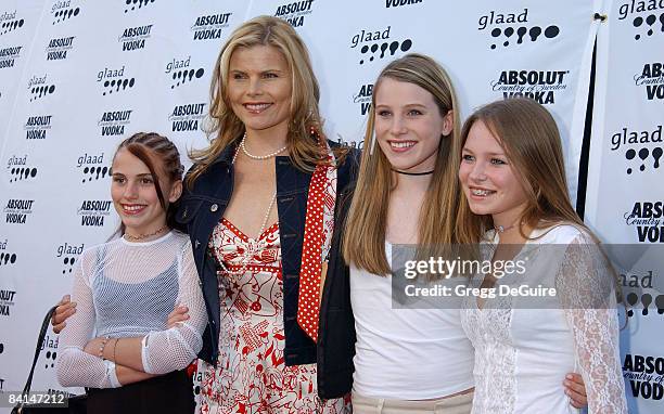 Daughter Langley Crisman, Mariel Hemingway, daughter Dree Crisman and guest