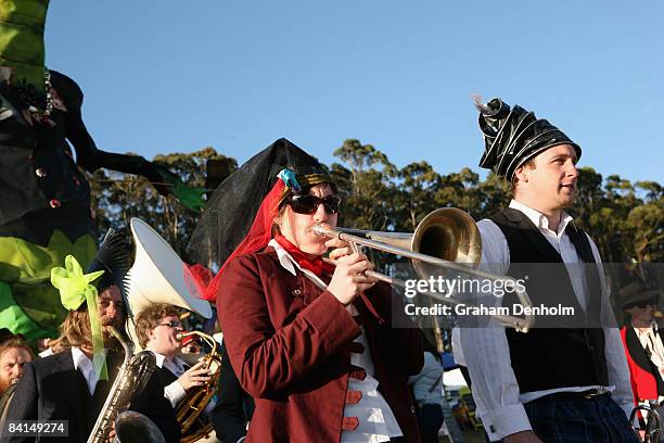 Carnival procession snakes it's way through the crowd during day three of The Falls Music & Arts Festival on December 31, 2008 in Lorne, Australia.
