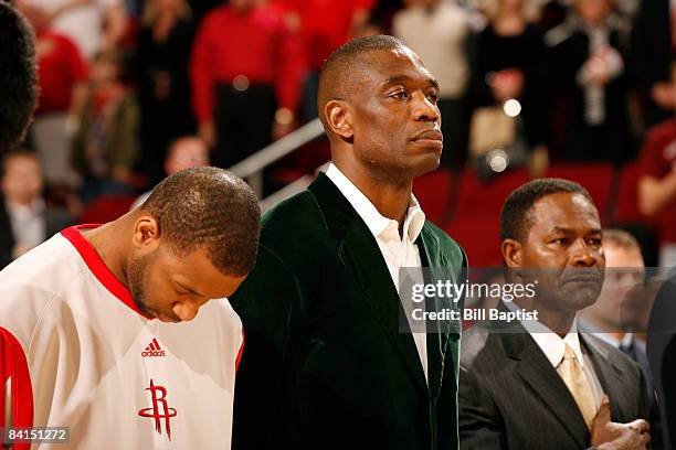 Mutumbo Rockets Mutumbo Photos and Premium High Res Pictures - Getty Images