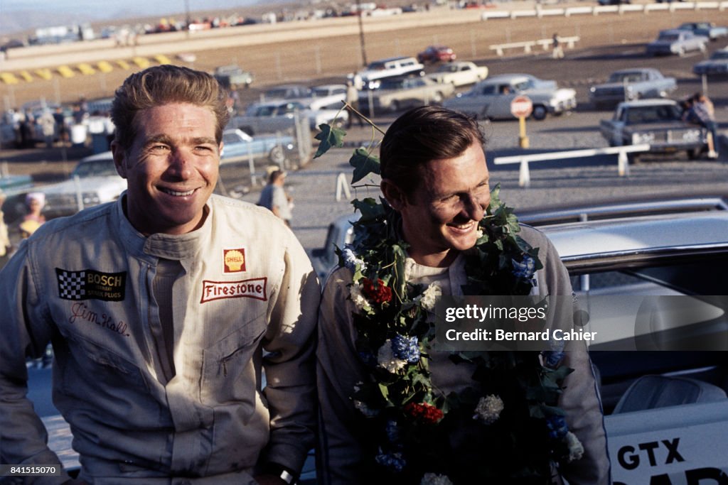 Jim Hall, Bruce McLaren, Los Angeles Times Grand Prix- Can-Am