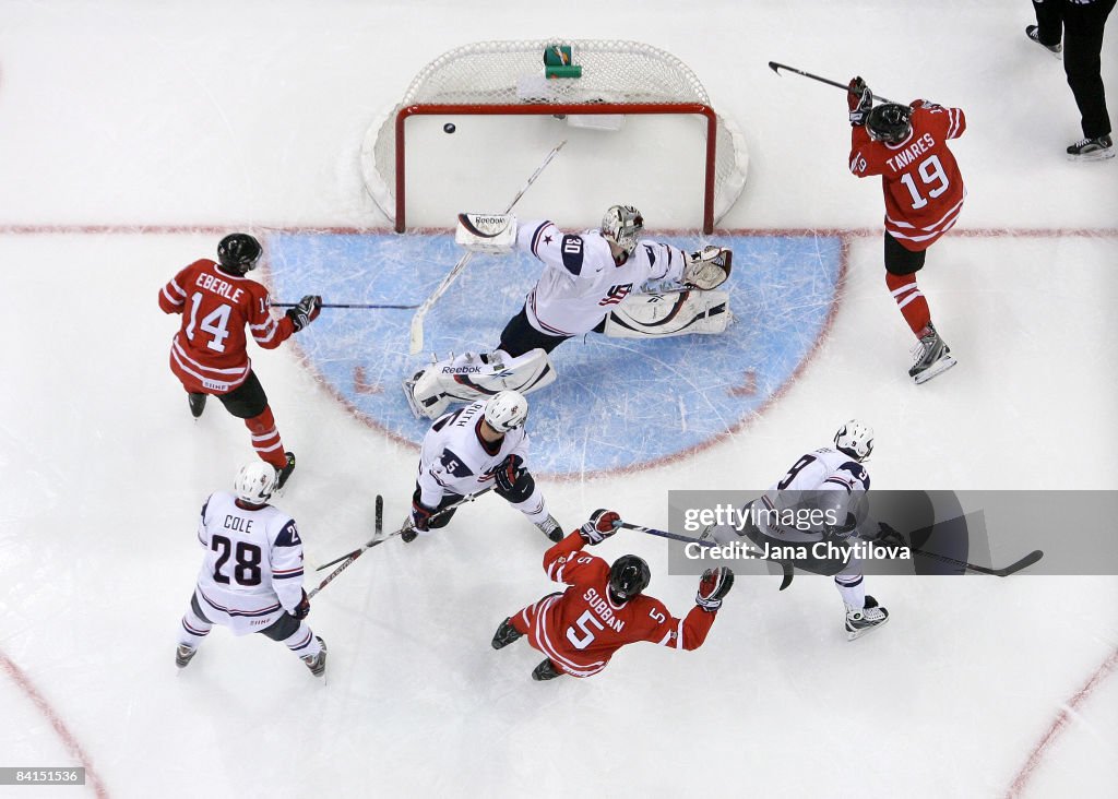 Team Canada v Team USA