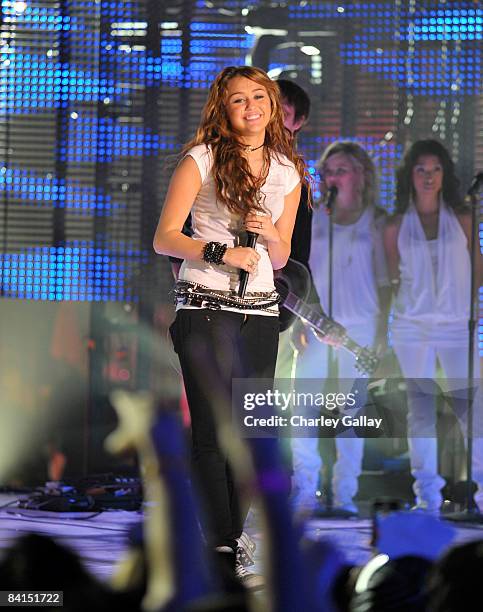 Singer Miley Cyrus performs during MTV's New Year's Eve Special at Arnold O. Beckman High School on December 31, 2008 in Irvine, California.
