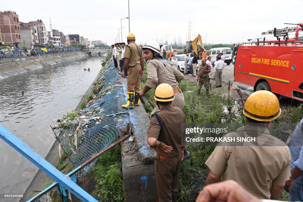 INDIA-DISASTER-GHAZIPUR-LANDFILL