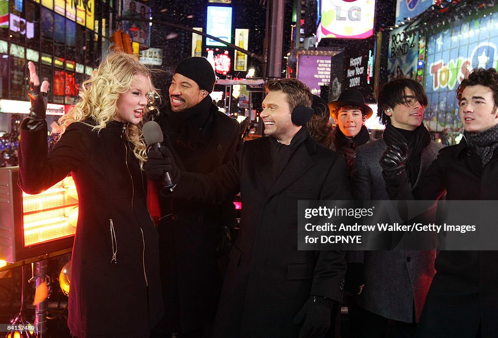 Dick Clark's New Year's Rockin' Eve With Ryan Seacrest 2009
