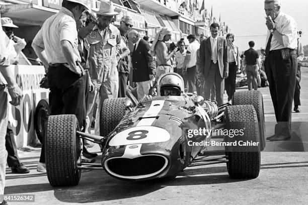 Bruce McLaren, Eagle-Weslake T1G, Grand Prix of France, Le Mans Bugatti, 02 July 1967.