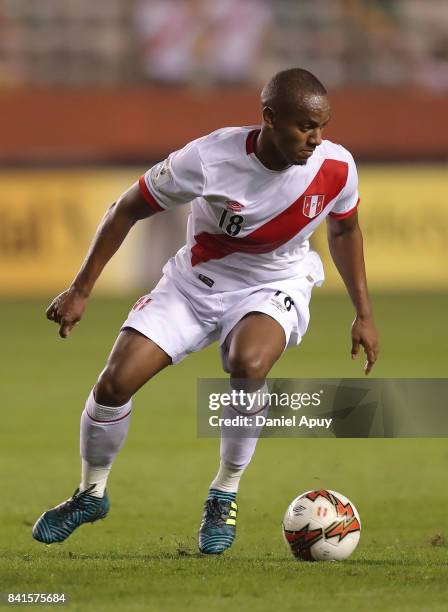 Andre Carrillo of Peru controls the ball during a match between Peru and Bolivia as part of FIFA 2018 World Cup Qualifiers at Monumental Stadium on...