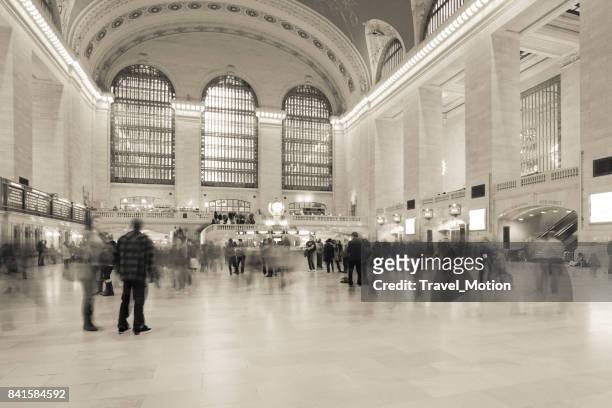 grand central station in manhattan, new york city - grand central station manhattan stock pictures, royalty-free photos & images