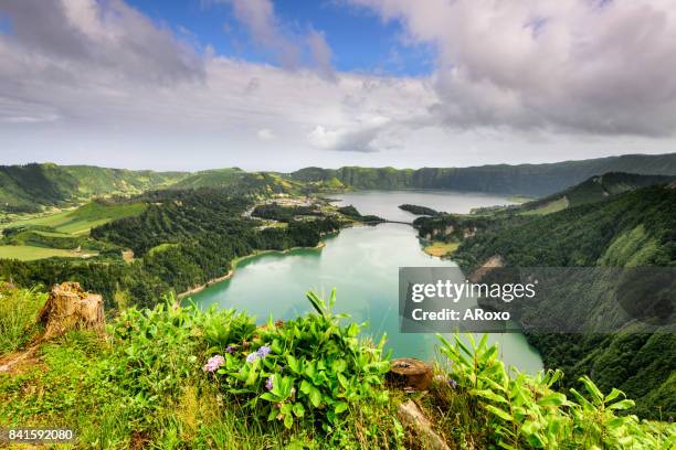 panoramic view of the sete cidades lagoon no açores. - azores stock pictures, royalty-free photos & images