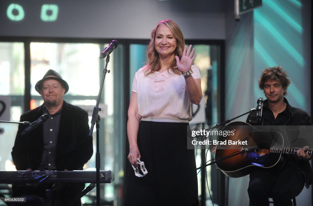 Build Presents Joan Osborne Discussing Her New Album "Songs of Bob Dylan"