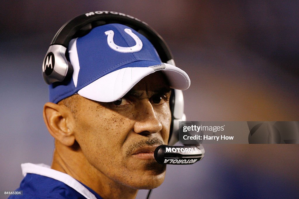 AFC Wild Card Game: Indianapolis Colts v San Diego Chargers