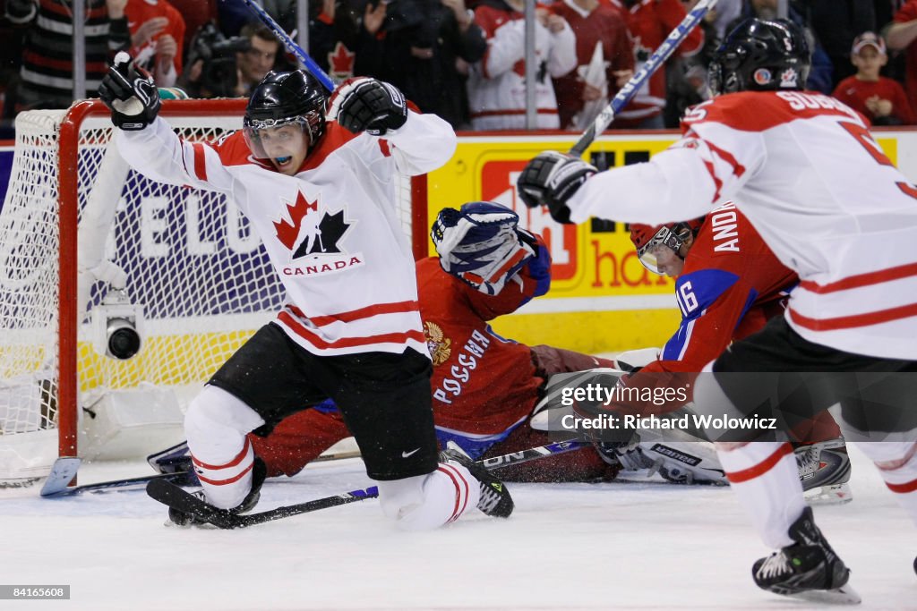 IIHF World Juniors Semifinals - Canada v Russia