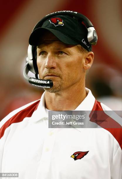 Head coach Ken Whisenhunt of the Arizona Cardinals during the NFC Wild Card Game against the Atlanta Falcons on January 3, 2009 at University of...