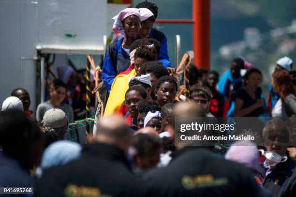 African migrants landing in the port of Salerno aboard the "Aquarius" ship of the Ngo "SOS Mediterranee" on May 26, 2017 in Salerno, Italy. On board...