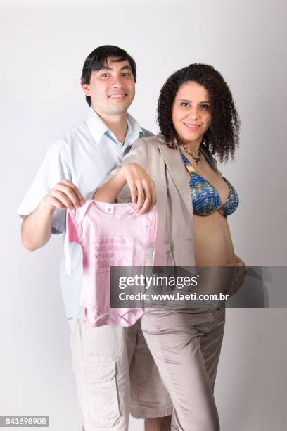 pregnant couple - gravida stock-fotos und bilder