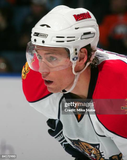 David Booth of the Florida Panthers skates against the New York Islanders on December 31, 2008 at Nassau Coliseum in Uniondale, New York. Islanders...