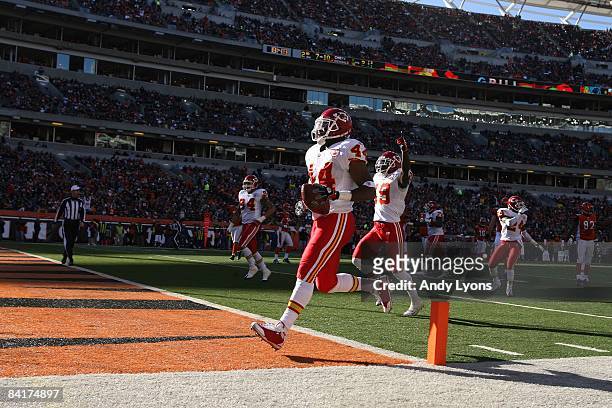 Jarrad Page of the Kansas City Chiefs makes a touchdown during the NFL game against the Cincinnati Bengals on December 28, 2008 at Paul Brown Stadium...