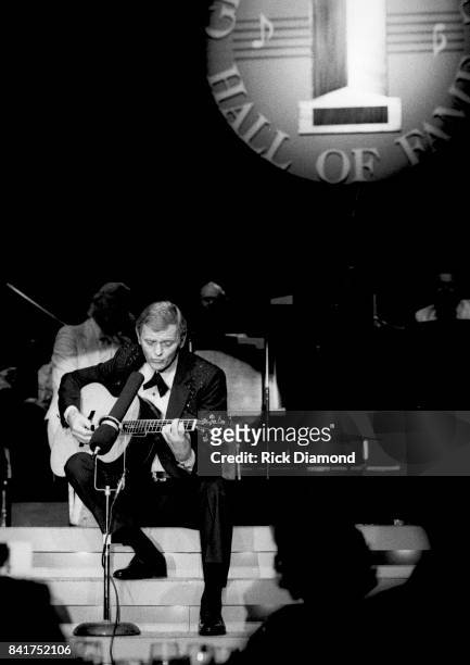 Inductee Singer/Songwriter Jerry Reed performs at The Georgia Music Hall of Fame at The Georgia World Congress Center in Atlanta Georgia. September...