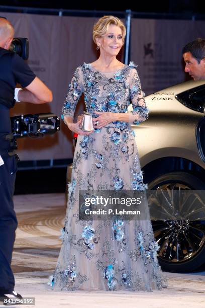 Jane Fonda arrives at the 'Our Souls At Night' premiere during the 74th Venice Film Festival on September 1, 2017 in Venice, Italy. PHOTOGRAPH BY P....