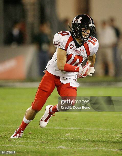 Wide receiver Michael Campanaro of the white team runs a pass pattern in the All America Under Armour Football Game at Florida Citrus Bowl on January...