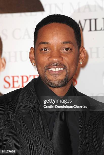 Actor Will Smith attends the Paris Photocall of Seven Pounds at the Gaumont Champs-Elysees on January 5, 2009 in Paris, France.