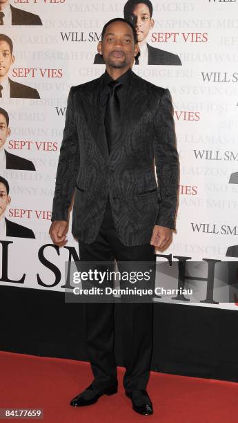 Actor Will Smith attends the Paris Photocall of Seven Pounds at the Gaumont Champs-Elysees on January 5, 2009 in Paris, France.