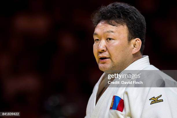 Beijing Olympic champion, Tuvshinbayar Naidan of Mongolia defeated Yerzhan Shynkeyev of Kazakhstan with a hold for ippon to advance to the next...